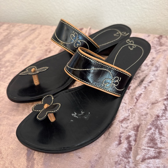 Cole Haan Resort Black Butterfly Embroidered Women's Sandals Size 7.5 - Picture 1 of 4